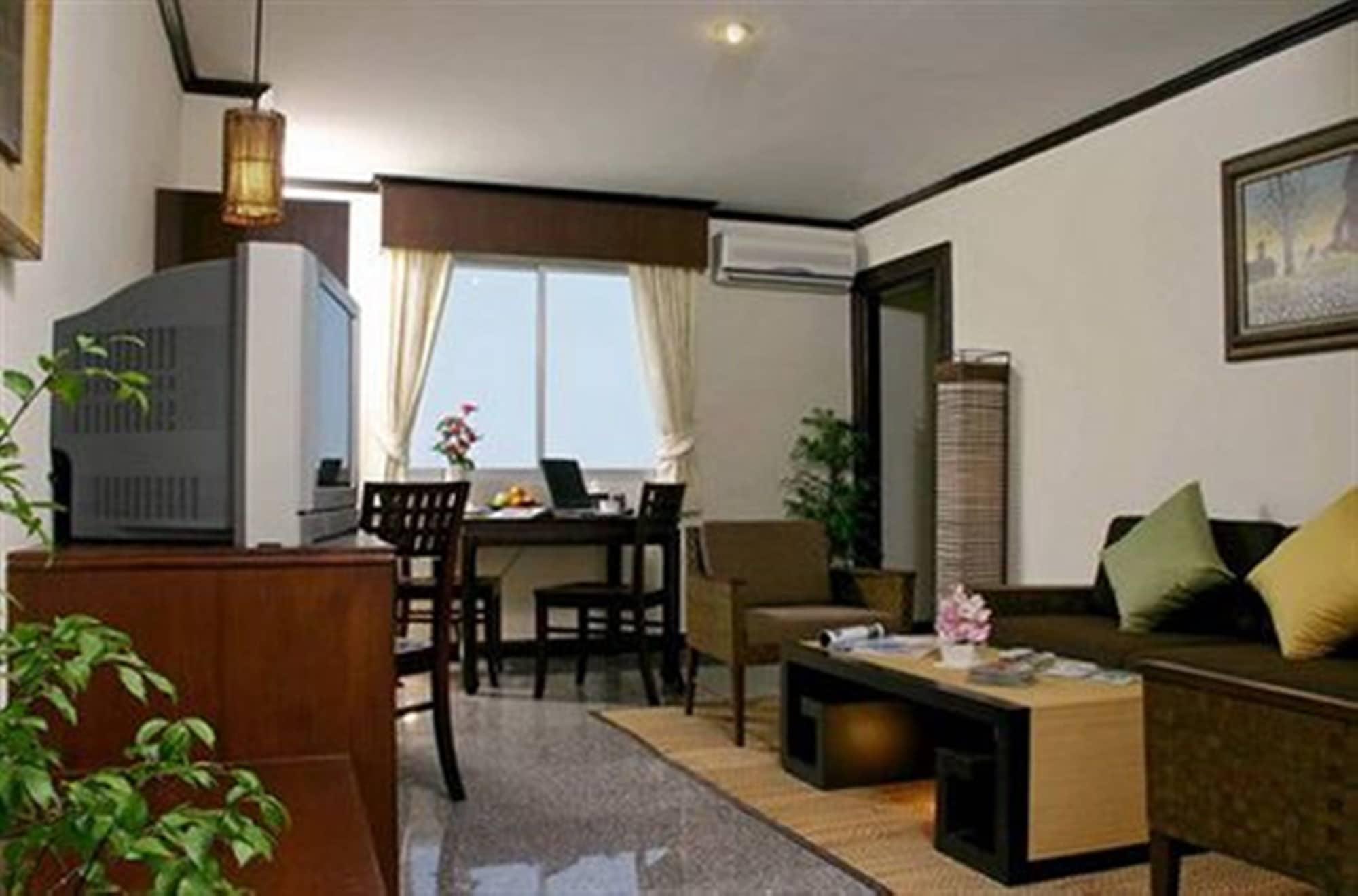 Royal Peninsula Hotel Chiangmai Чиангмай Экстерьер фото