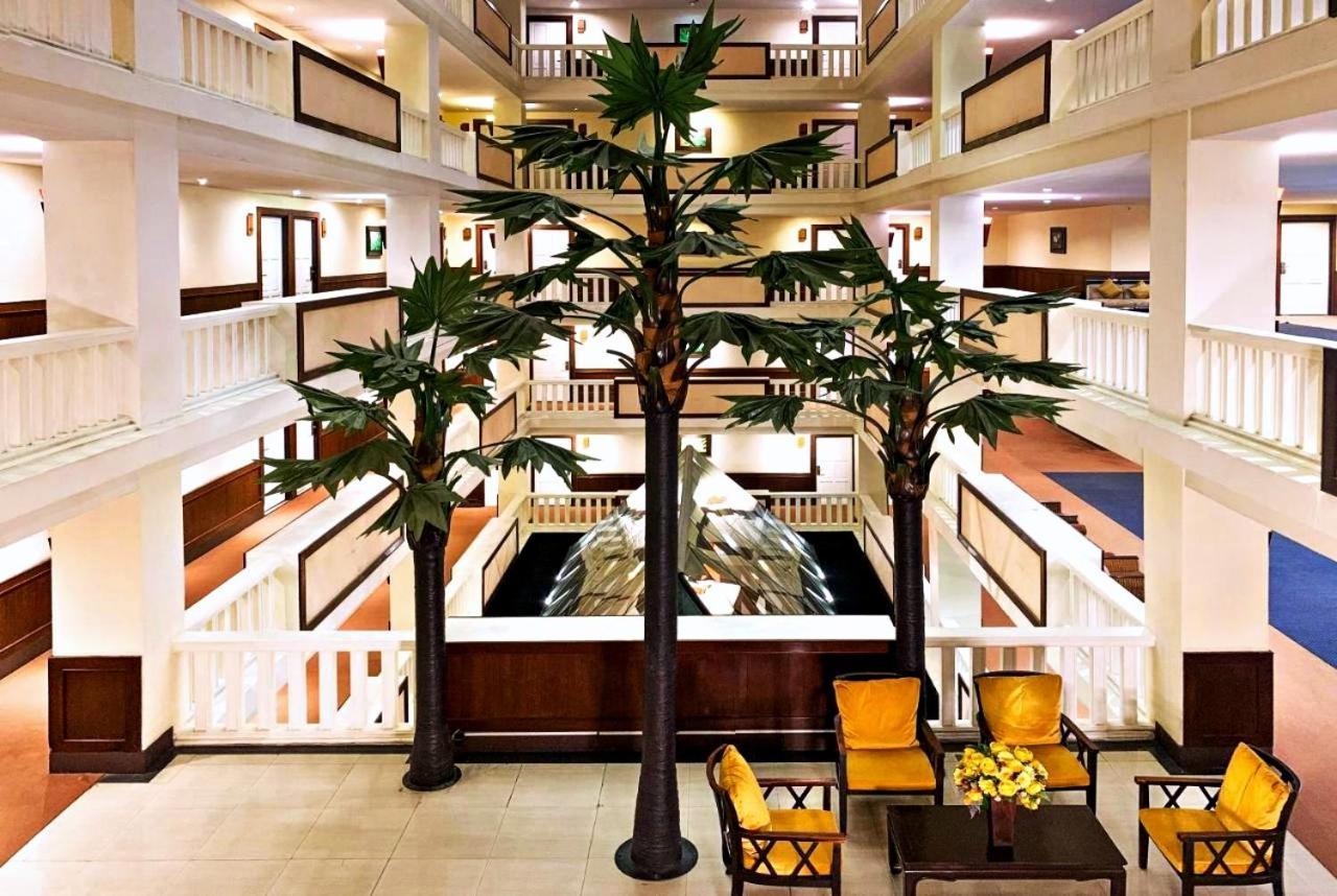 Royal Peninsula Hotel Chiangmai Чиангмай Экстерьер фото
